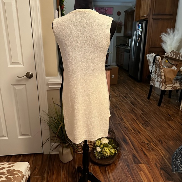 Cream Crew Neck Sweater with Relaxed Fit - Picture 3 of 4